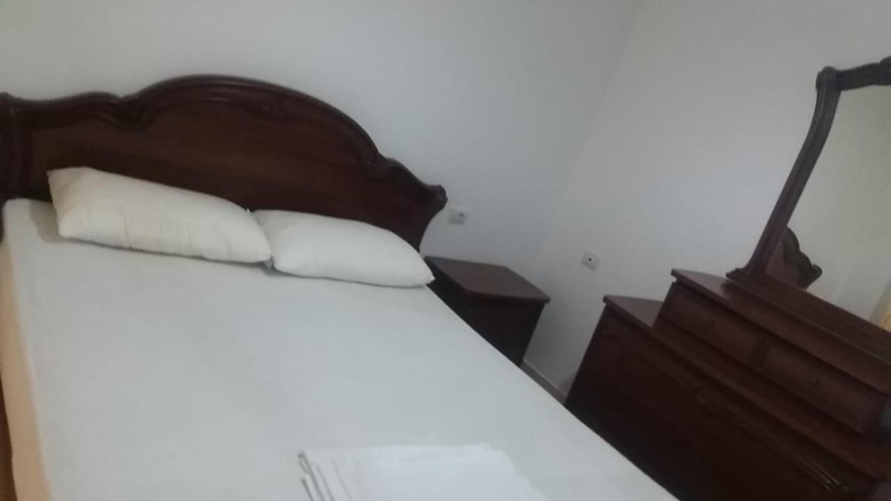 Renting House Vlorë Екстериор снимка